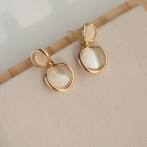 opal-metal-circle-earrings